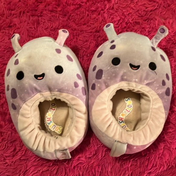 Other - Squishmallows Slippers
